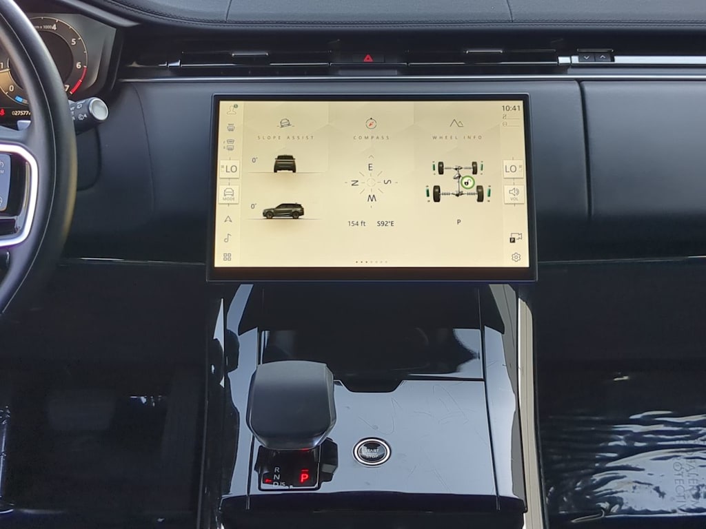 Thumbnail: 2025 Land Rover Range Rover Sport - 15