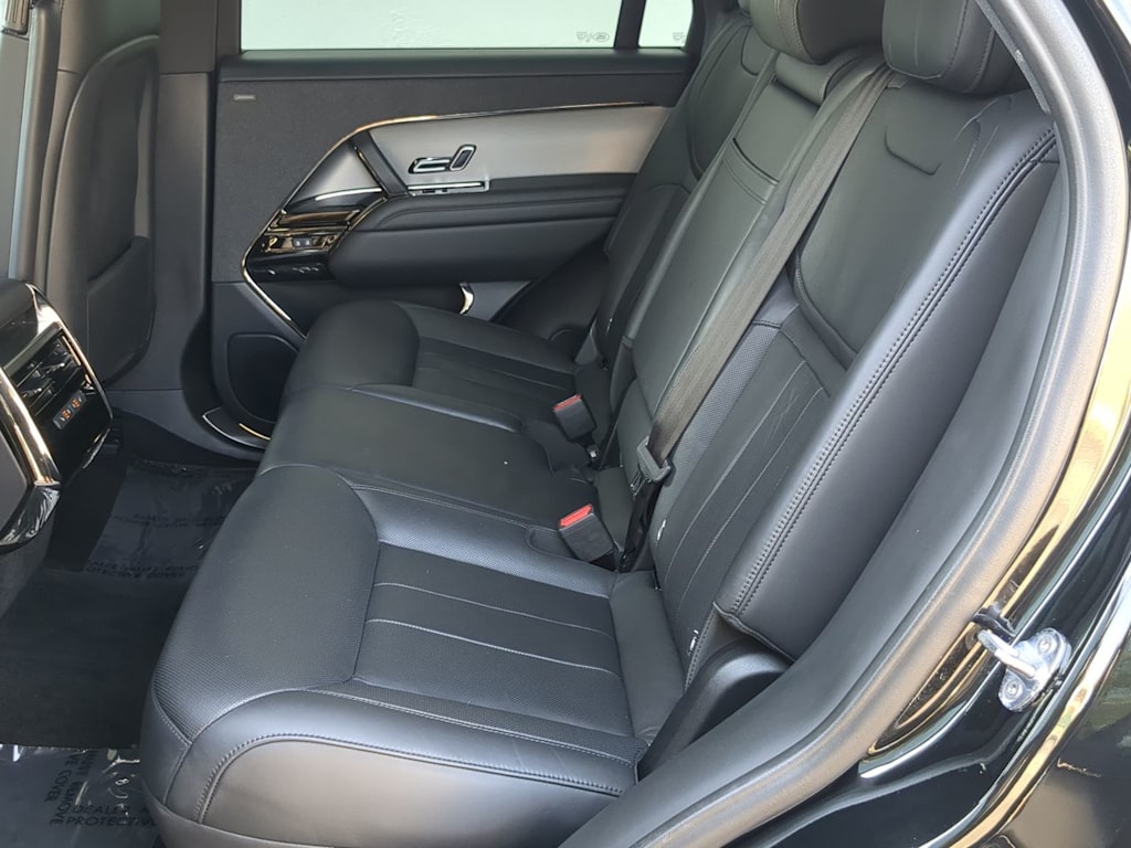 Thumbnail: 2025 Land Rover Range Rover Sport - 28