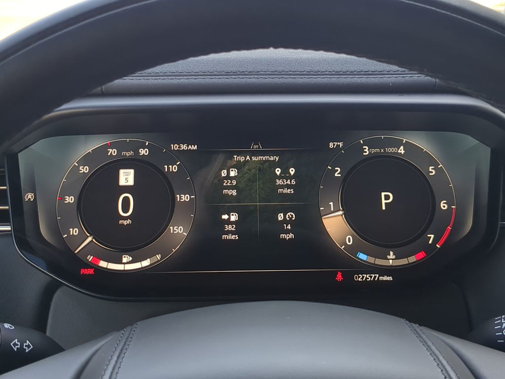 Thumbnail: 2025 Land Rover Range Rover Sport - 16