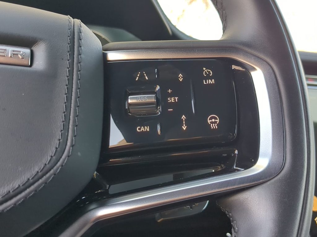 Thumbnail: 2025 Land Rover Range Rover Sport - 32