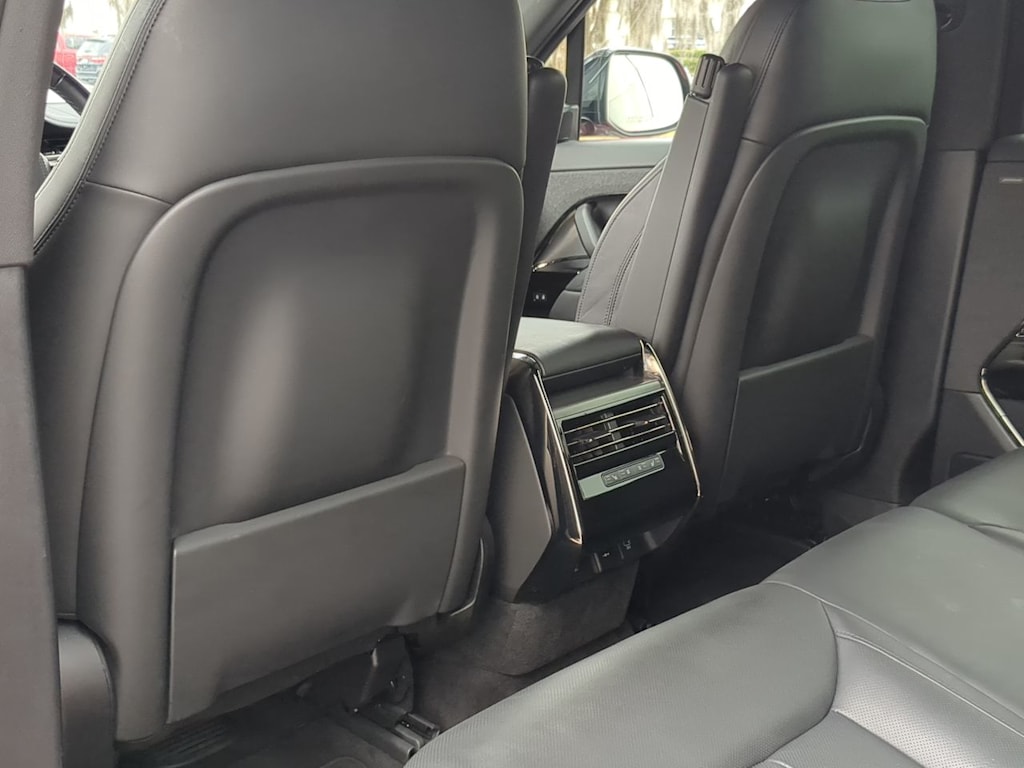 Thumbnail: 2025 Land Rover Range Rover Sport - 11