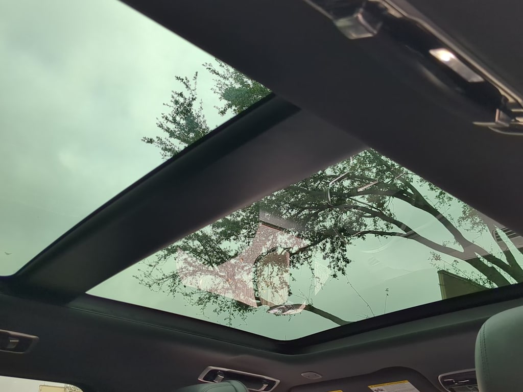 Thumbnail: 2025 Land Rover Range Rover Sport - 30