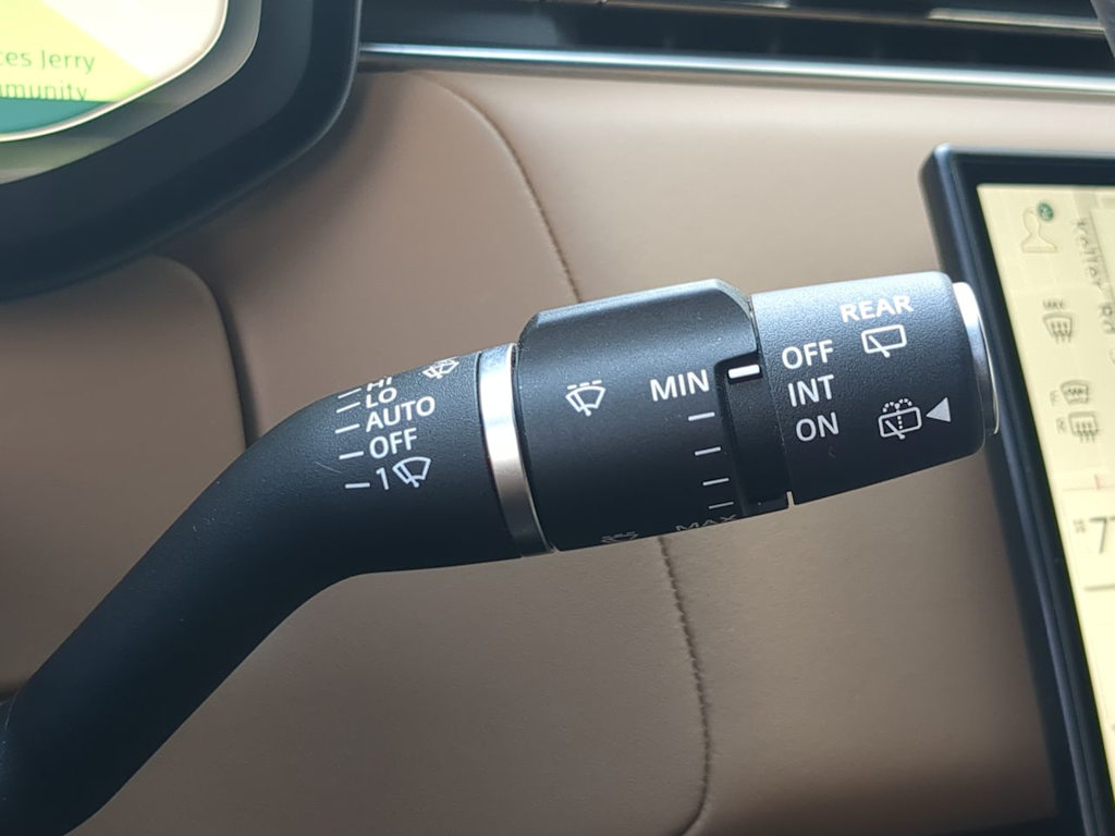 Thumbnail: 2025 Land Rover Range Rover Sport - 30