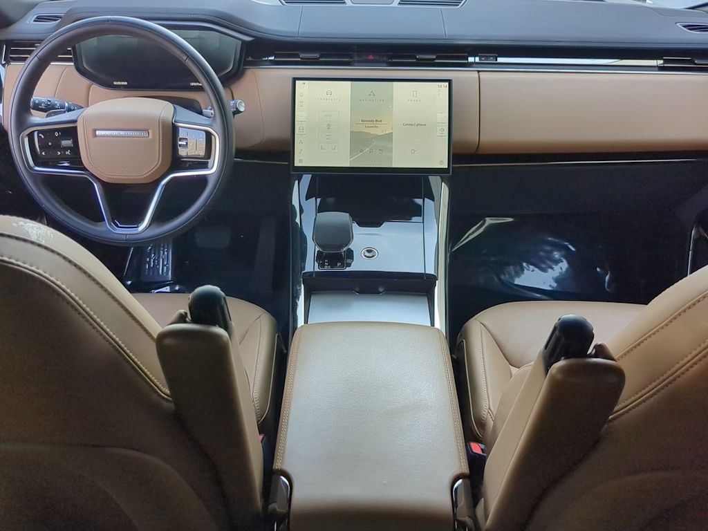 Thumbnail: 2025 Land Rover Range Rover Sport - 8