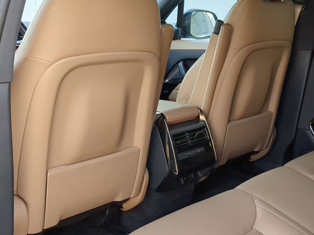 Thumbnail: 2025 Land Rover Range Rover Sport - 25