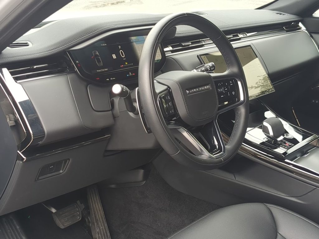 Thumbnail: 2025 Land Rover Range Rover Sport - 2