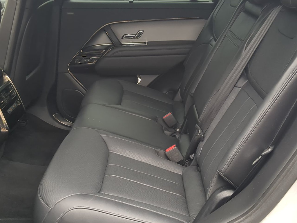 Thumbnail: 2025 Land Rover Range Rover Sport - 28