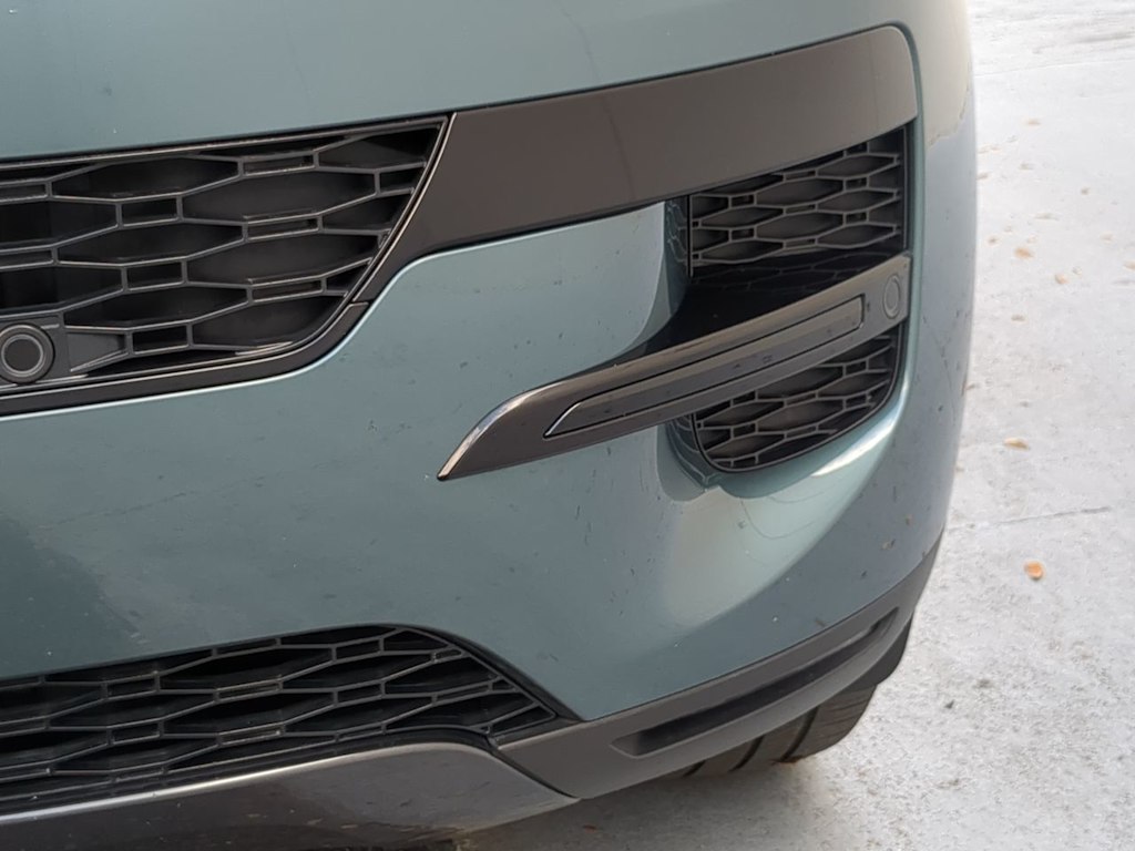 Thumbnail: 2025 Land Rover Range Rover Sport - 5
