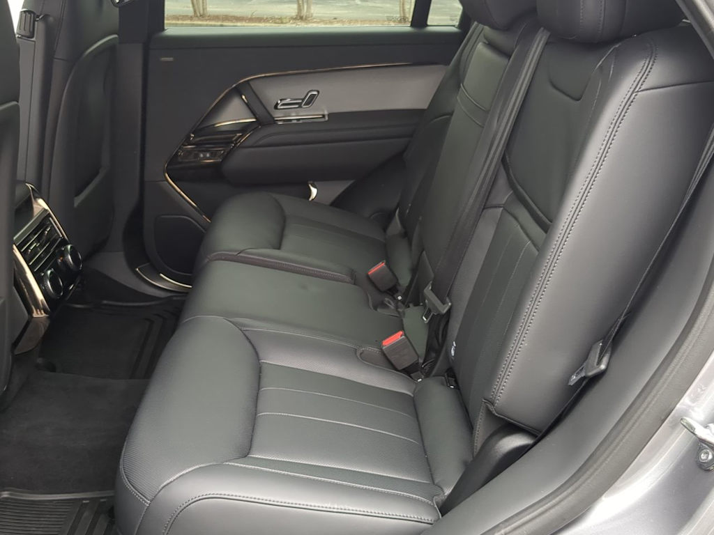 Thumbnail: 2025 Land Rover Range Rover Sport - 27