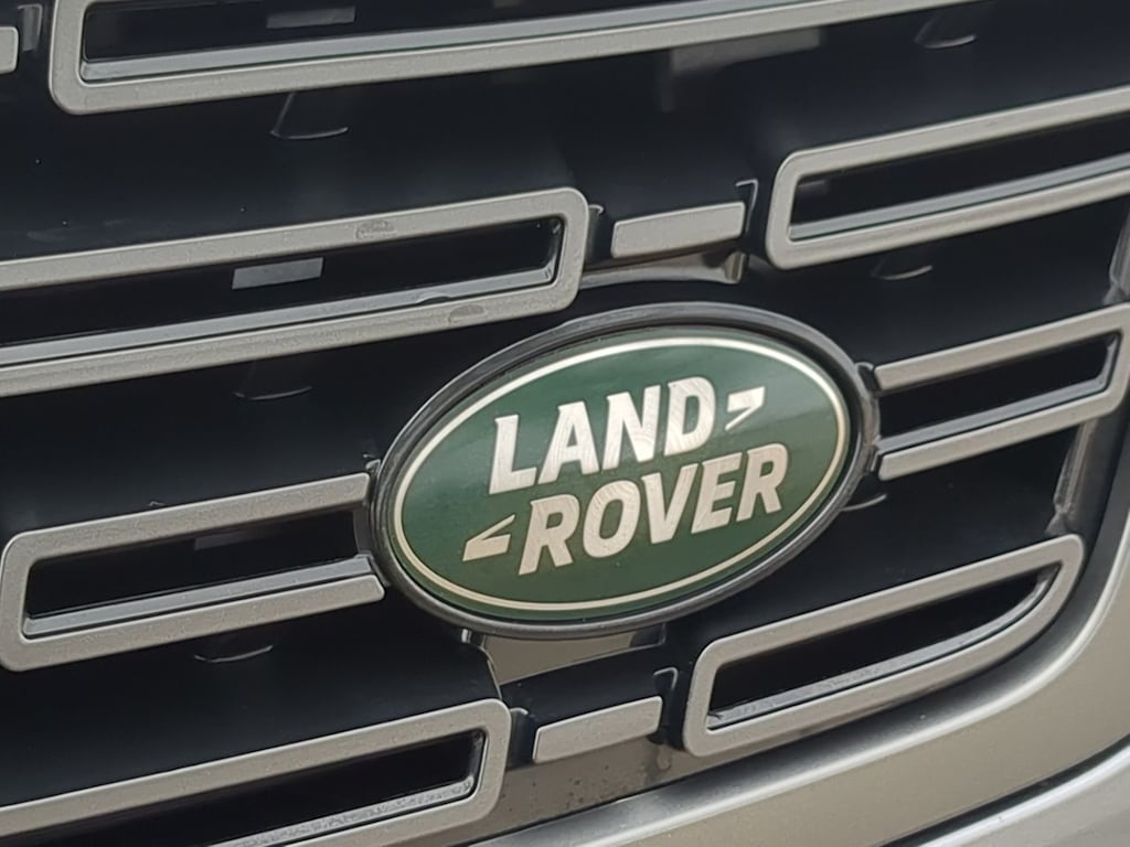 Thumbnail: 2025 Land Rover Range Rover Sport - 6