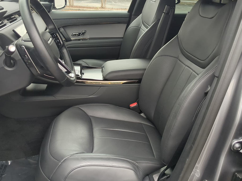 Thumbnail: 2025 Land Rover Range Rover Sport - 9