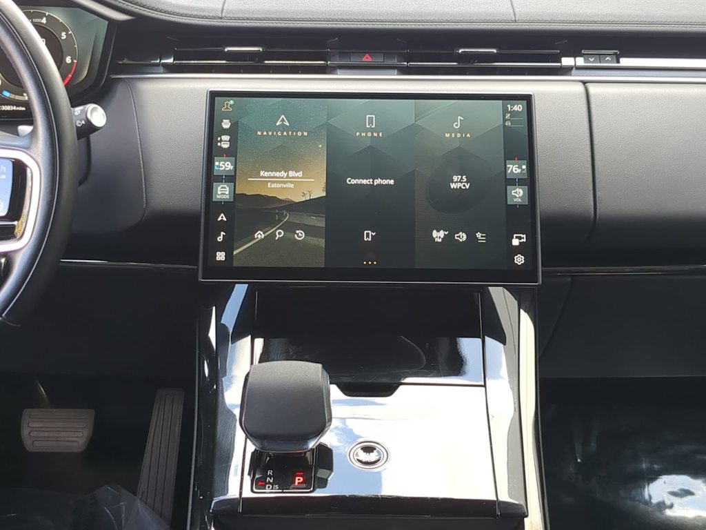 Thumbnail: 2025 Land Rover Range Rover Sport - 35