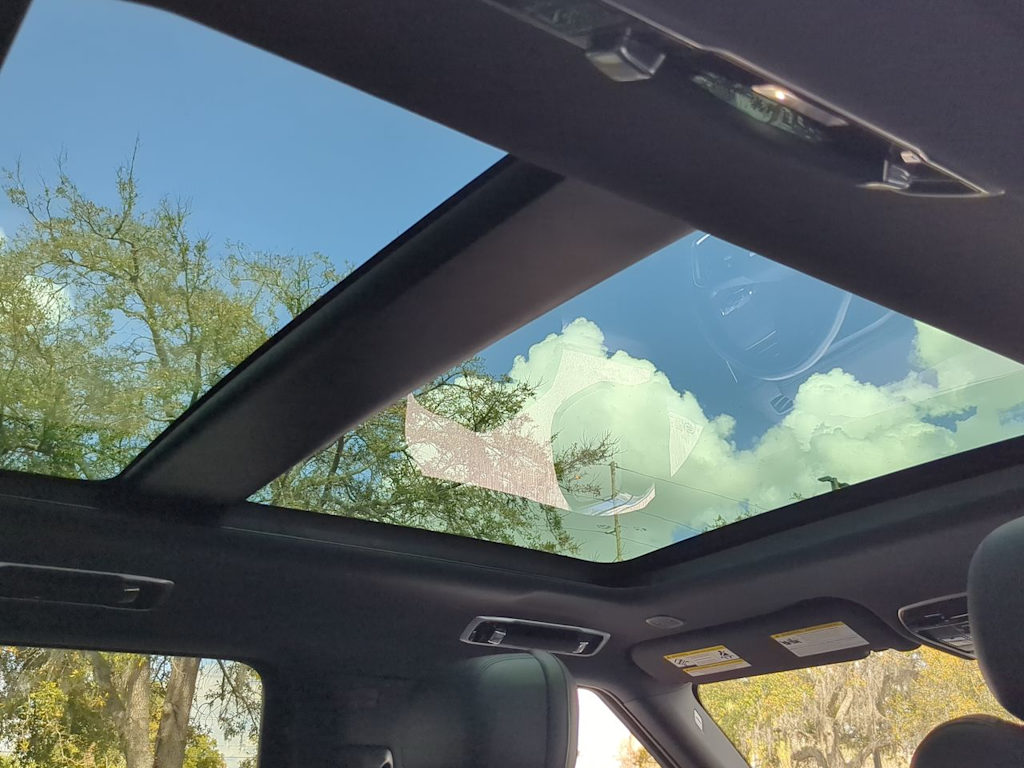 Thumbnail: 2025 Land Rover Range Rover Sport - 30