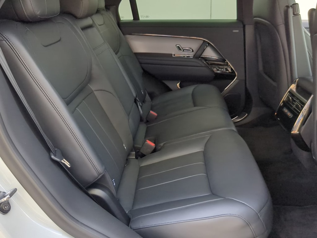 Thumbnail: 2025 Land Rover Range Rover Sport - 28