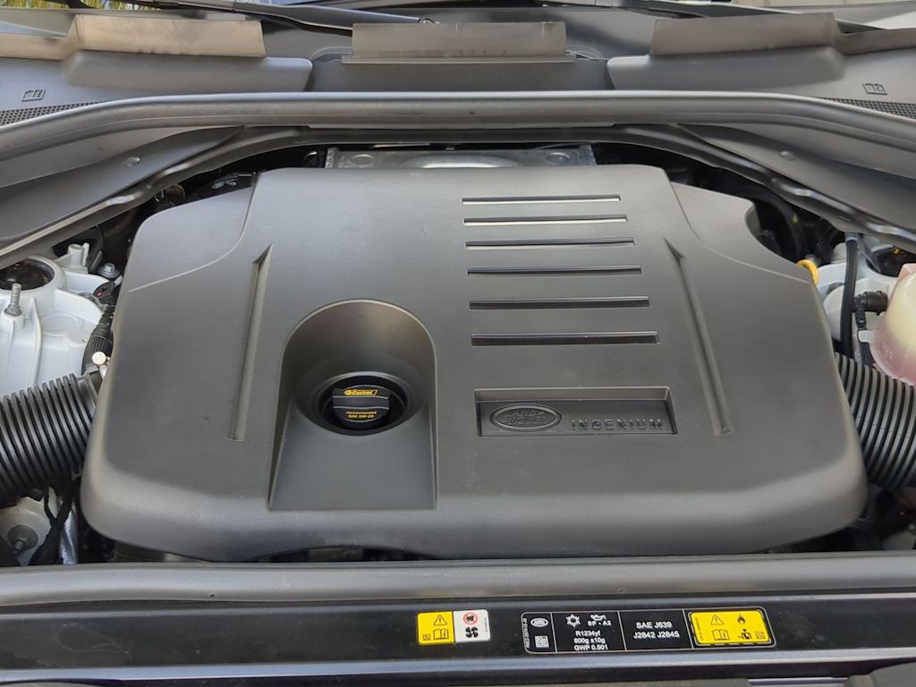 Thumbnail: 2025 Land Rover Range Rover Sport - 13