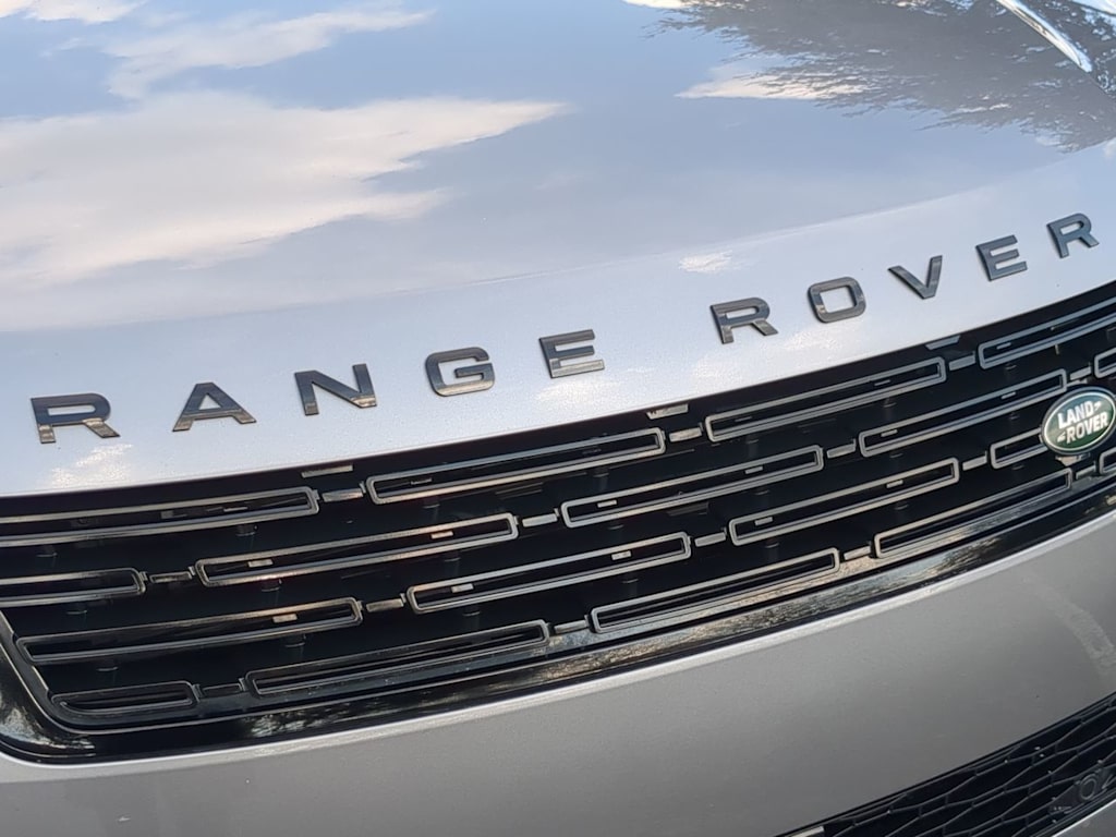 Thumbnail: 2025 Land Rover Range Rover Sport - 25