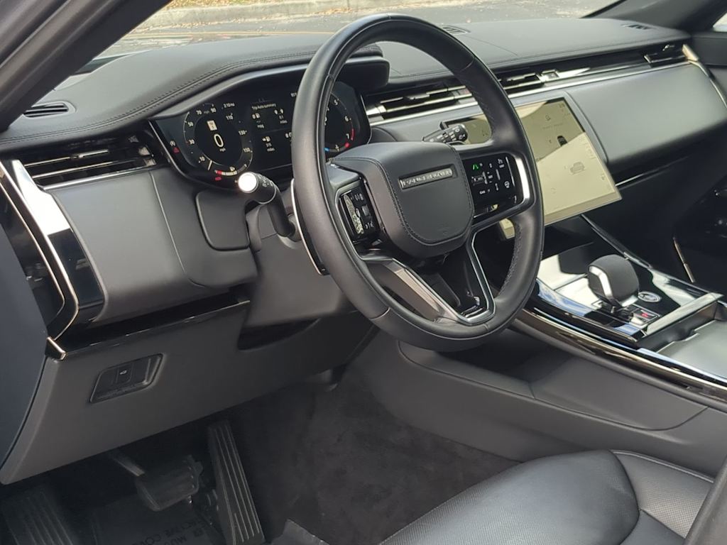 Thumbnail: 2025 Land Rover Range Rover Sport - 2