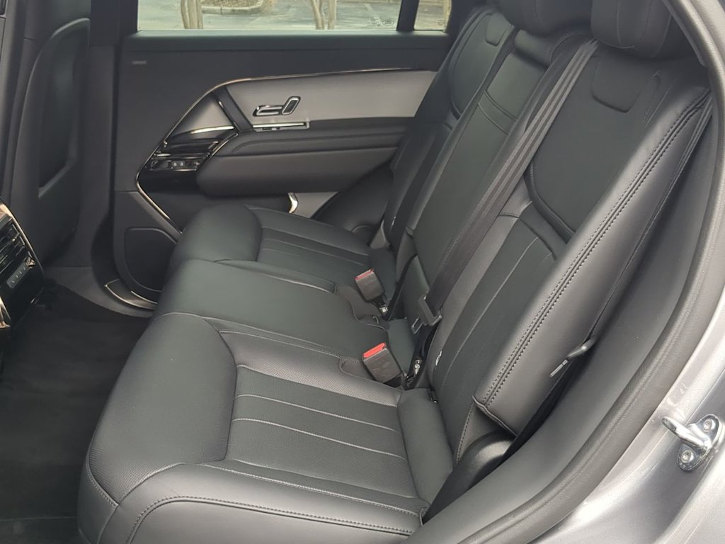 Thumbnail: 2025 Land Rover Range Rover Sport - 11