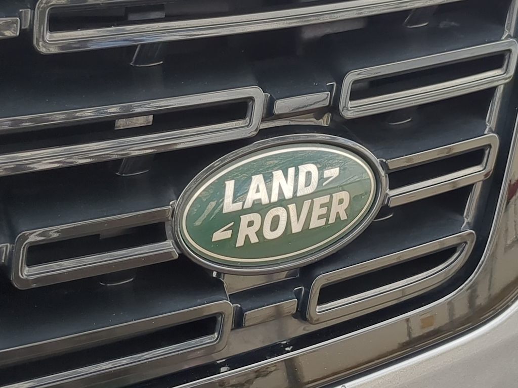 Thumbnail: 2025 Land Rover Range Rover Sport - 6