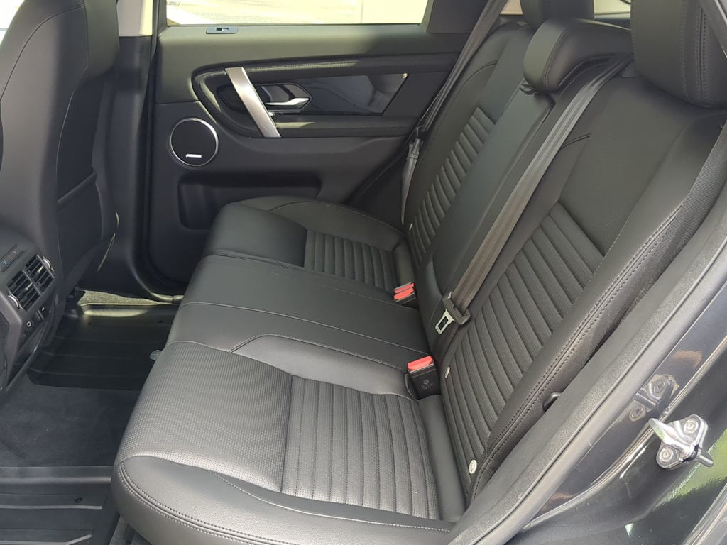 Thumbnail: 2025 Land Rover Discovery Sport - 27