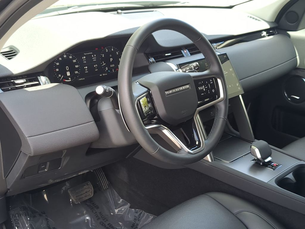 Thumbnail: 2025 Land Rover Discovery Sport - 2