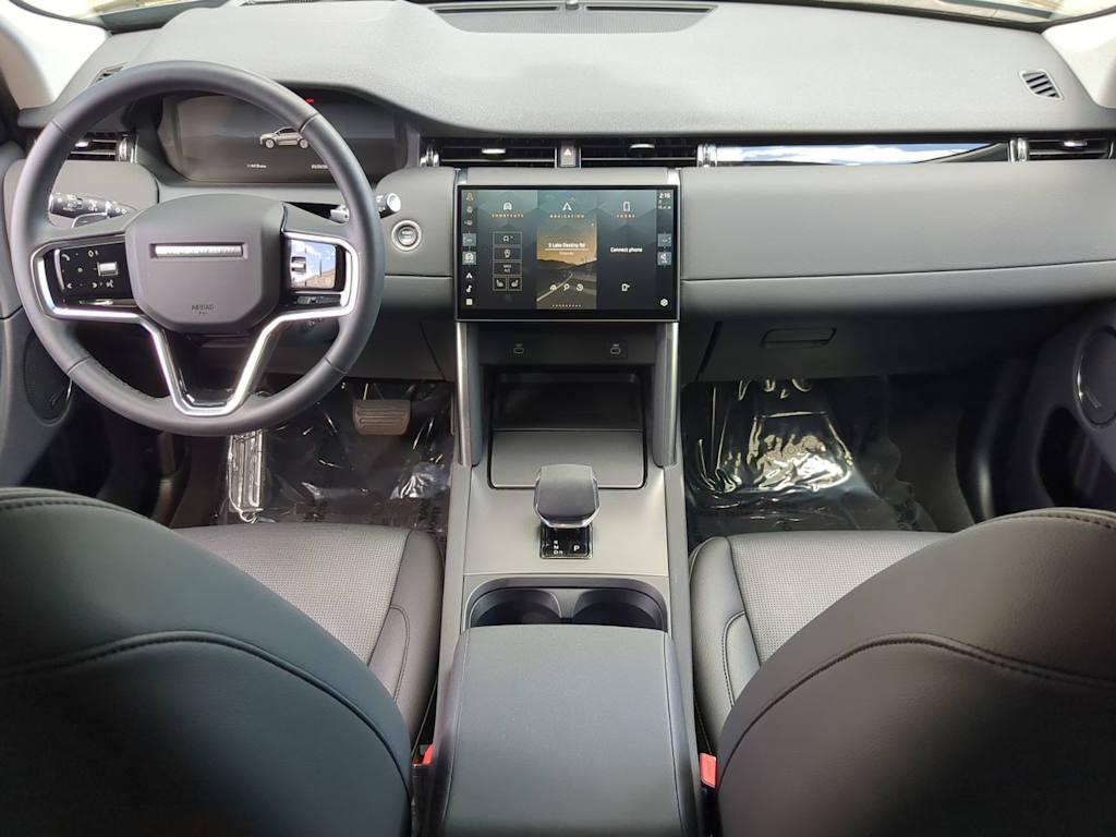 Thumbnail: 2025 Land Rover Discovery Sport - 9