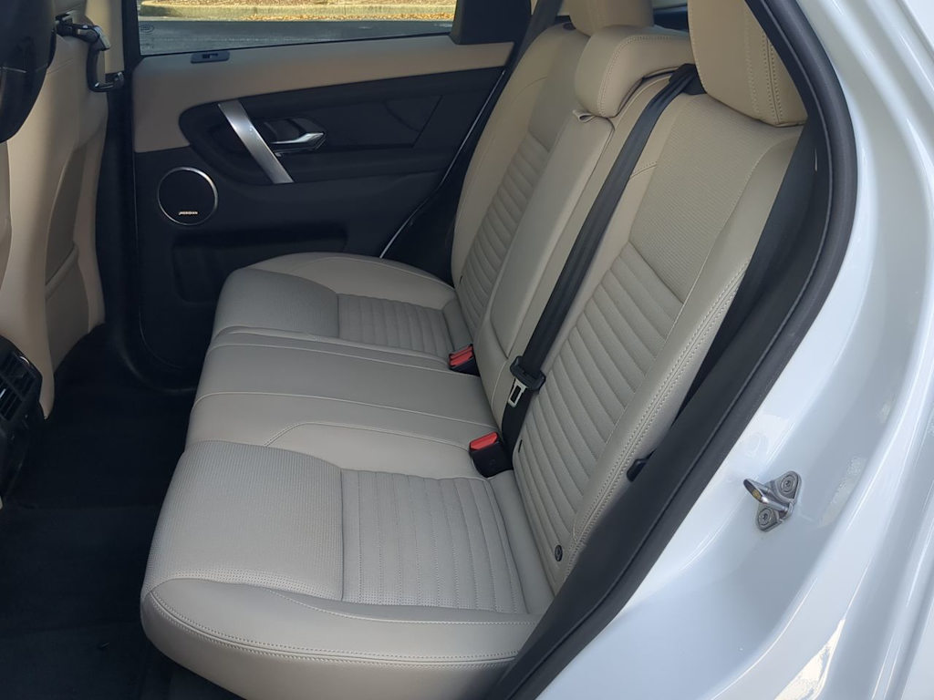 Thumbnail: 2025 Land Rover Discovery Sport - 28