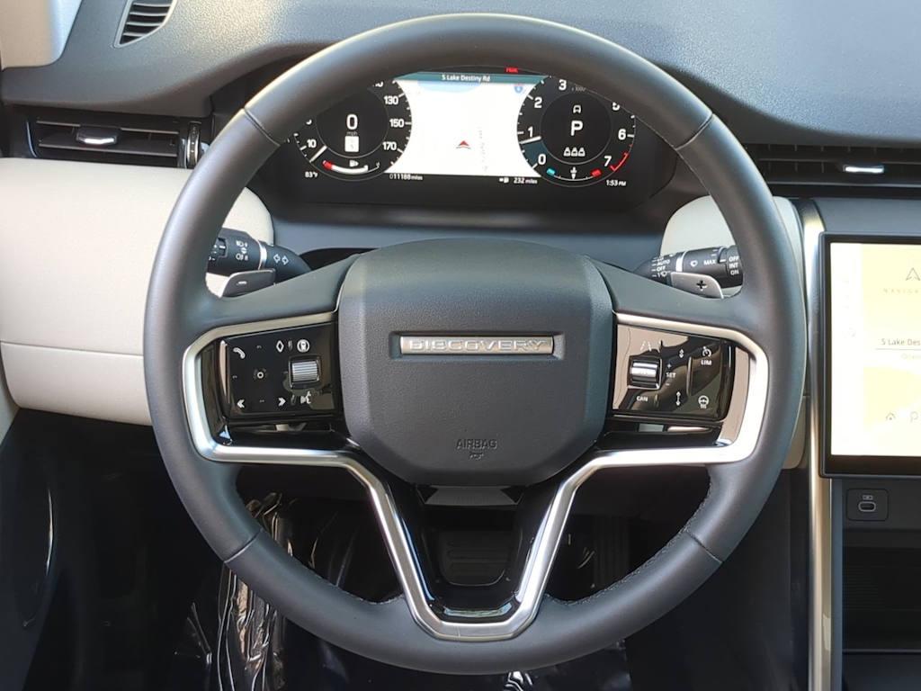 Thumbnail: 2025 Land Rover Discovery Sport - 14