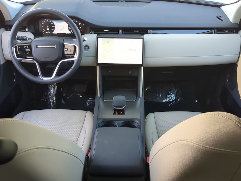 Thumbnail: 2025 Land Rover Discovery Sport - 10