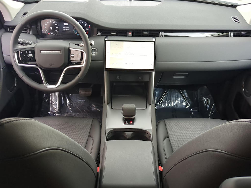 Thumbnail: 2025 Land Rover Discovery Sport - 9