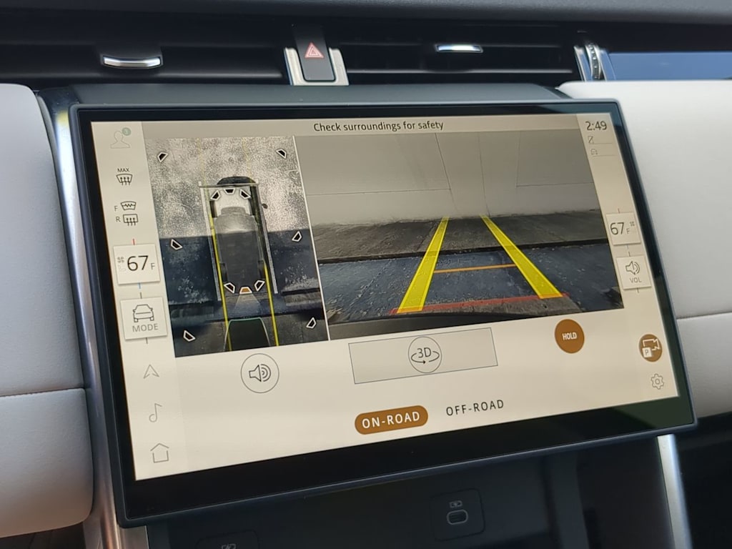 Thumbnail: 2025 Land Rover Discovery Sport - 36