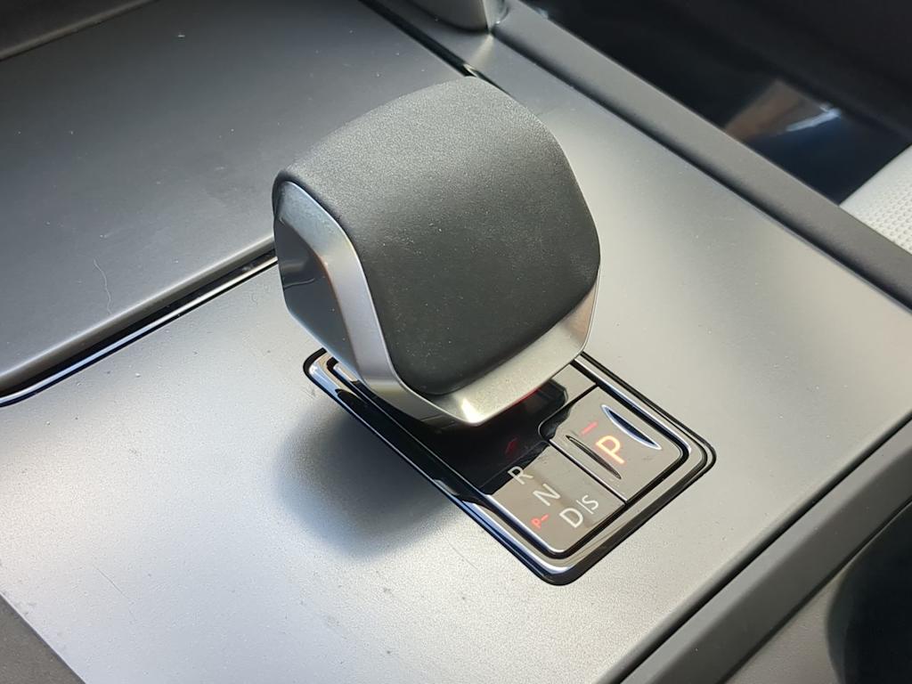 Thumbnail: 2025 Land Rover Discovery Sport - 18