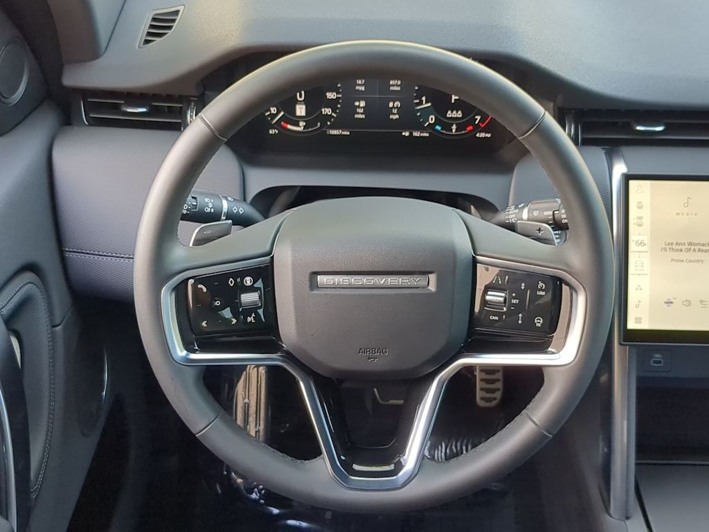 Thumbnail: 2025 Land Rover Discovery Sport - 13