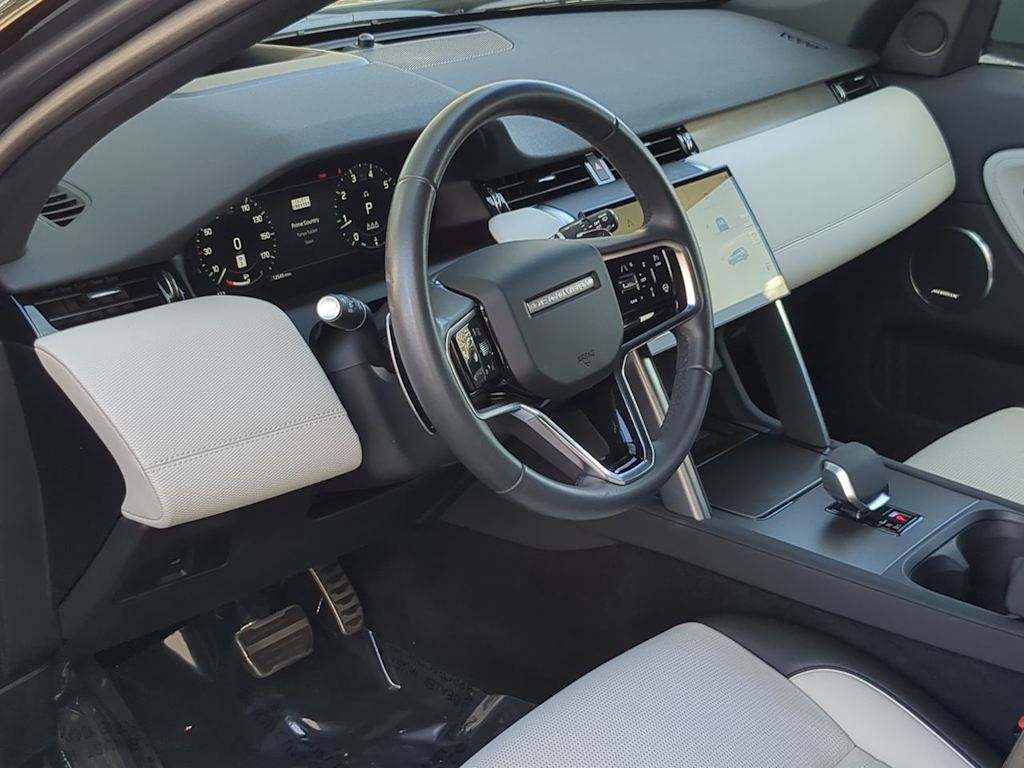 Thumbnail: 2025 Land Rover Discovery Sport - 2