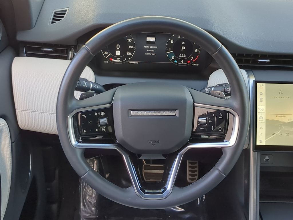Thumbnail: 2025 Land Rover Discovery Sport - 14