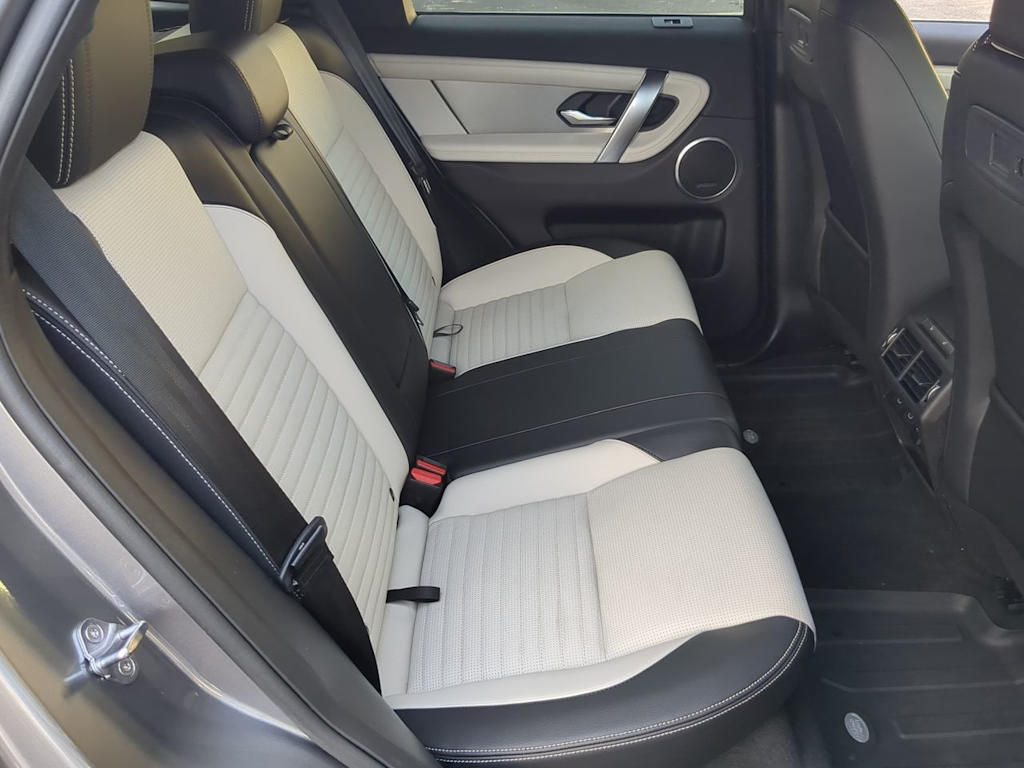 Thumbnail: 2025 Land Rover Discovery Sport - 29