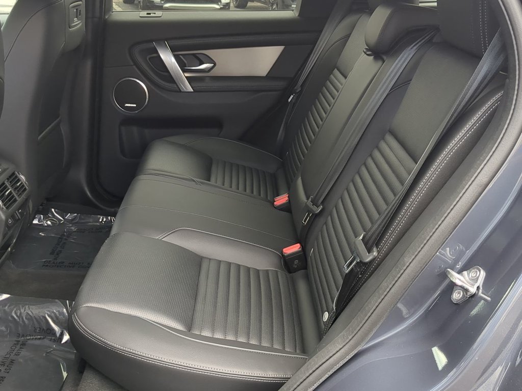 Thumbnail: 2025 Land Rover Discovery Sport - 28
