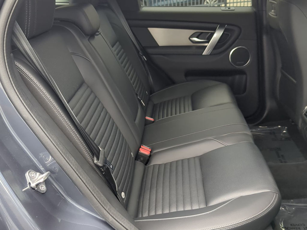 Thumbnail: 2025 Land Rover Discovery Sport - 38