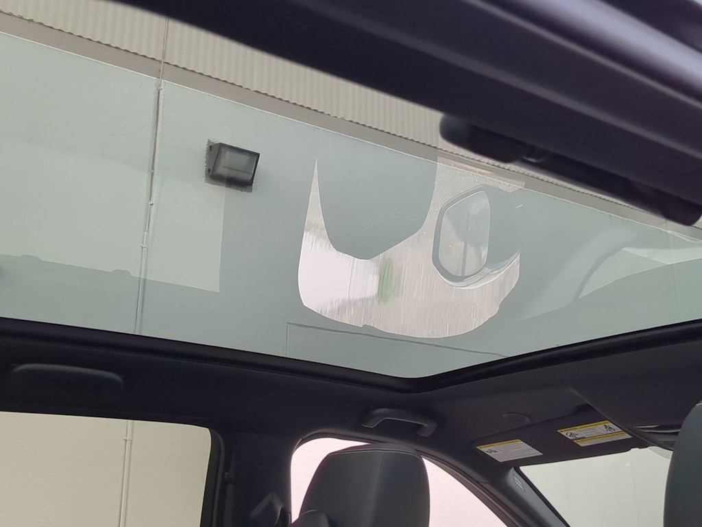 Thumbnail: 2025 Land Rover Discovery Sport - 29