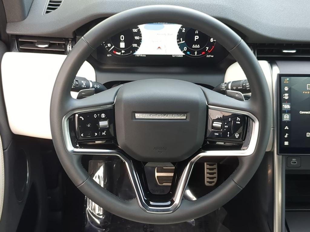 Thumbnail: 2025 Land Rover Discovery Sport - 13