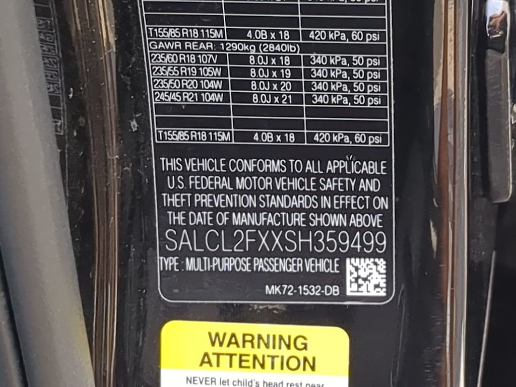 Thumbnail: 2025 Land Rover Discovery Sport - 18