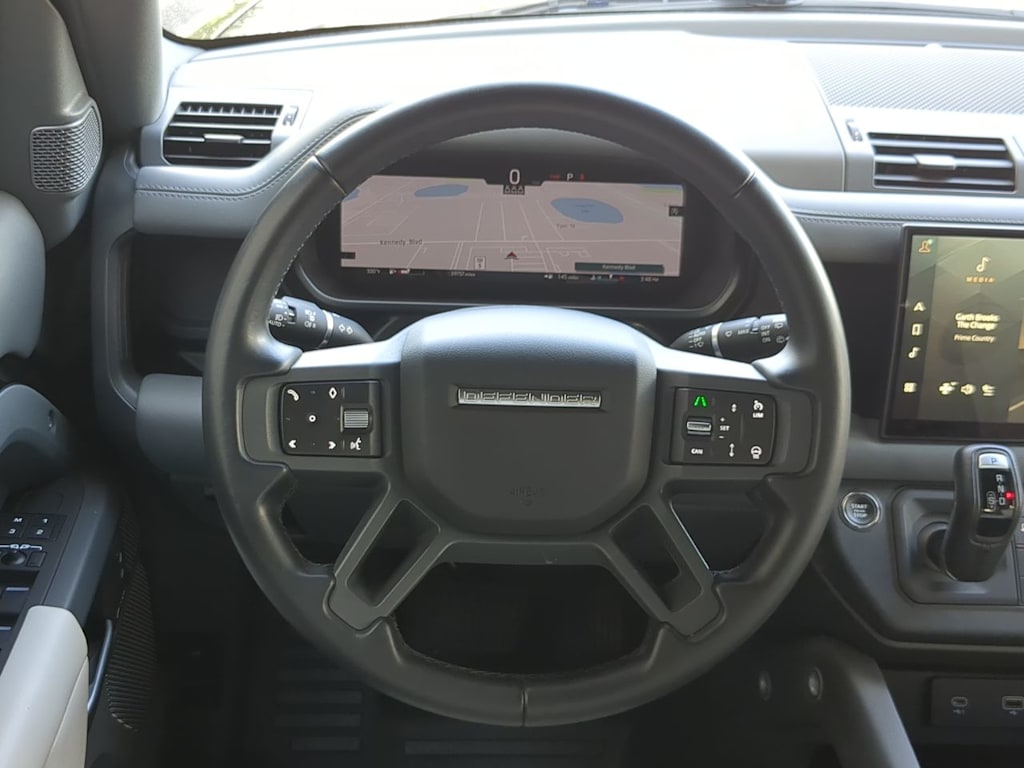 Thumbnail: 2023 Land Rover Defender - 12
