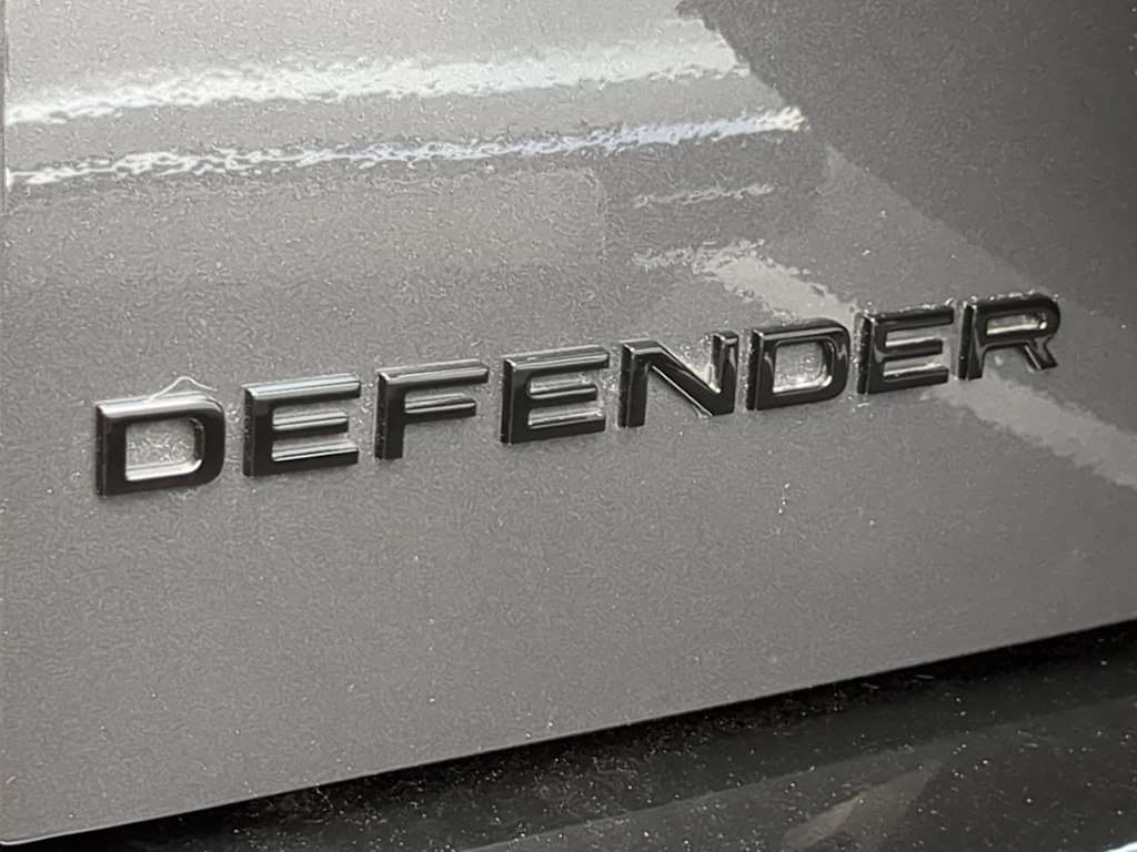 2024 Land Rover Defender 110 24