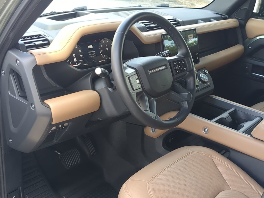 Thumbnail: 2025 Land Rover Defender - 2