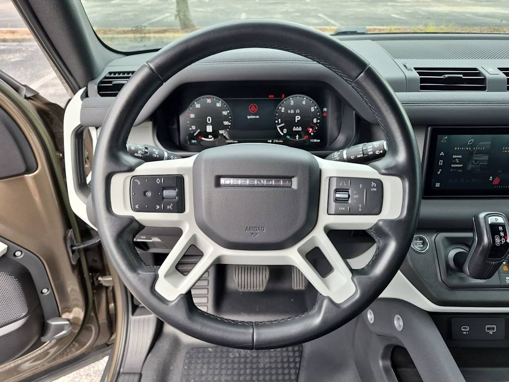 Thumbnail: 2023 Land Rover Defender - 12