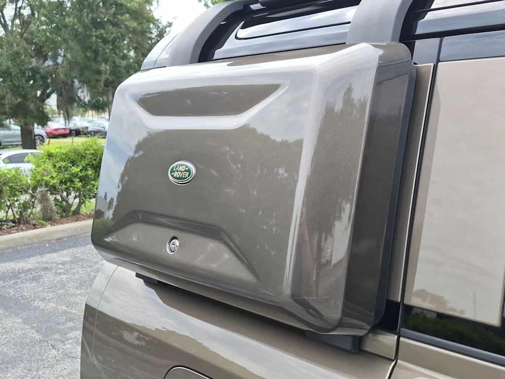 Thumbnail: 2023 Land Rover Defender - 37
