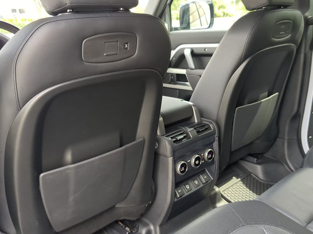 Thumbnail: 2022 Land Rover Defender - 27