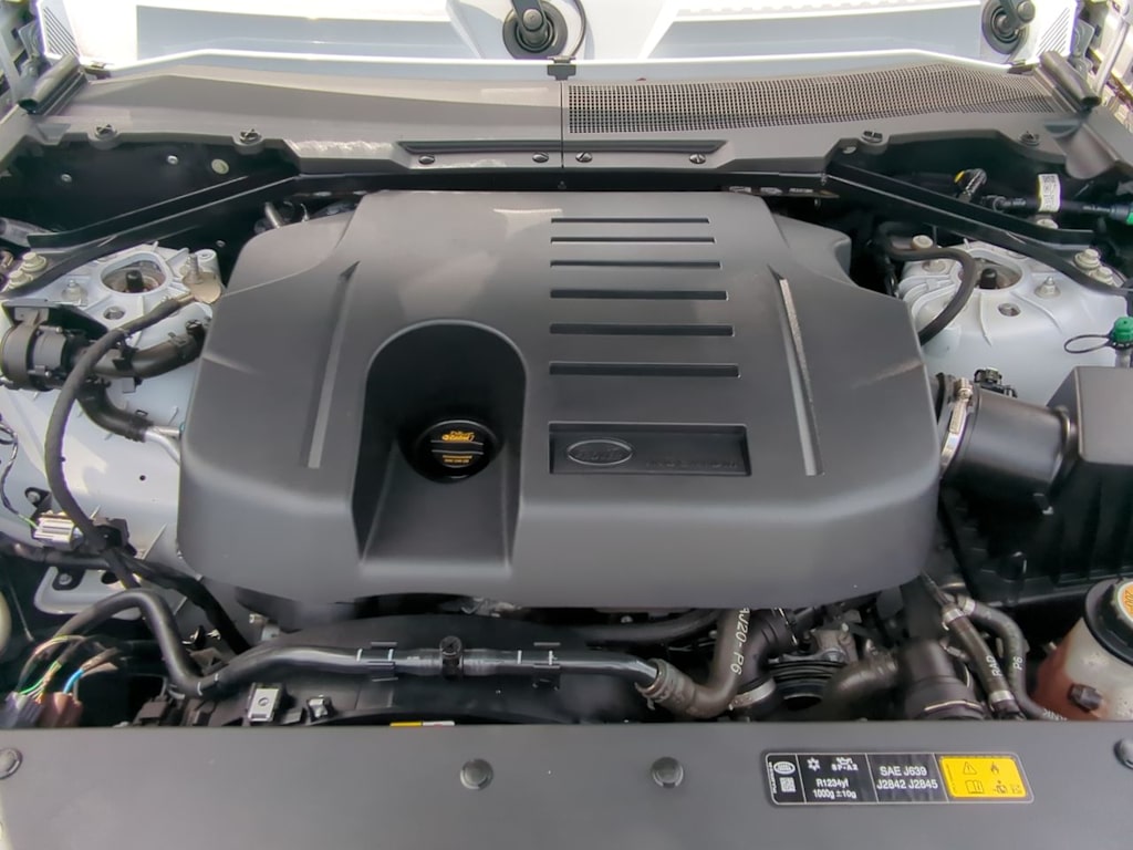 Thumbnail: 2022 Land Rover Defender - 7