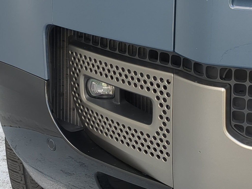 Thumbnail: 2025 Land Rover Defender - 5