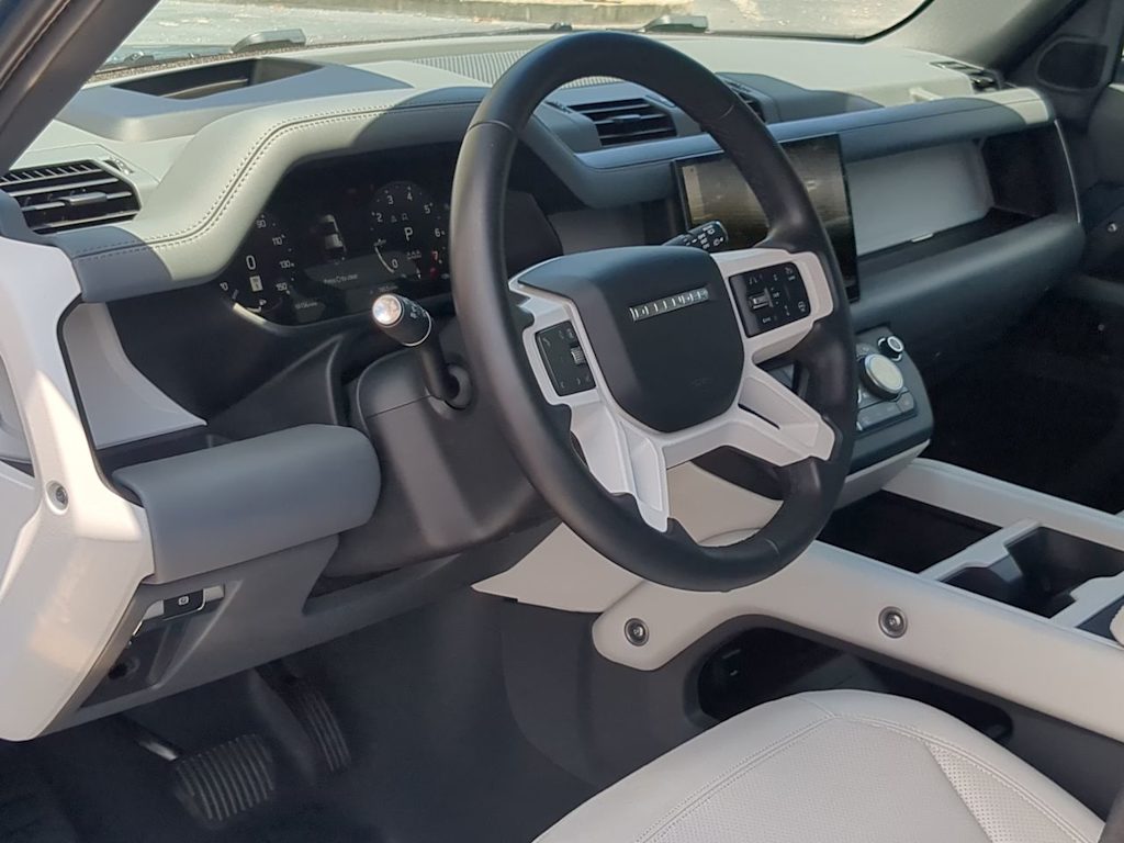Thumbnail: 2025 Land Rover Defender - 2